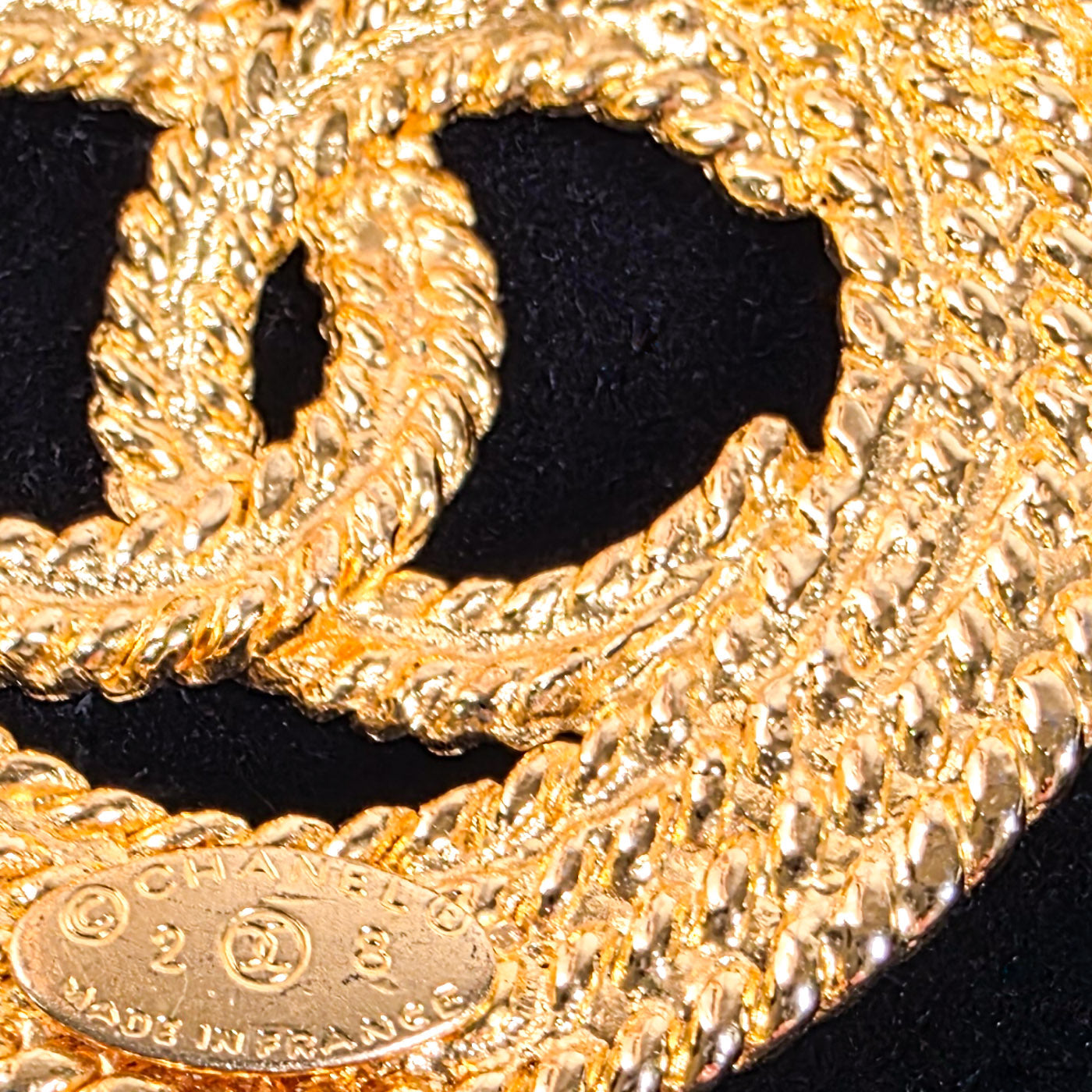Vintage Chanel Gold Rope CC Broche Seizoen 28