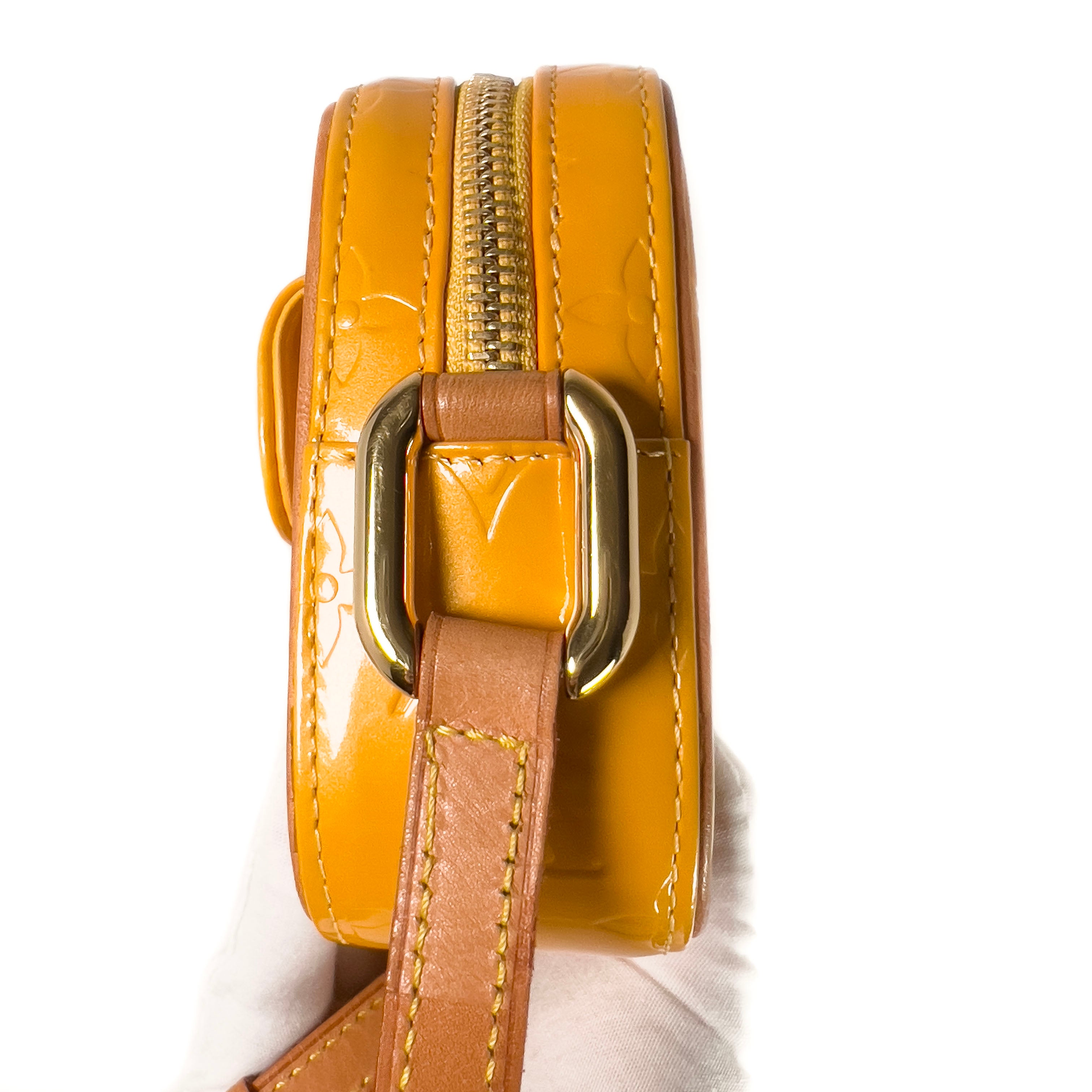 Vintage Louis Vuitton Monogram Christie Juliette Pochette Monogram Vernis Yellow M91108