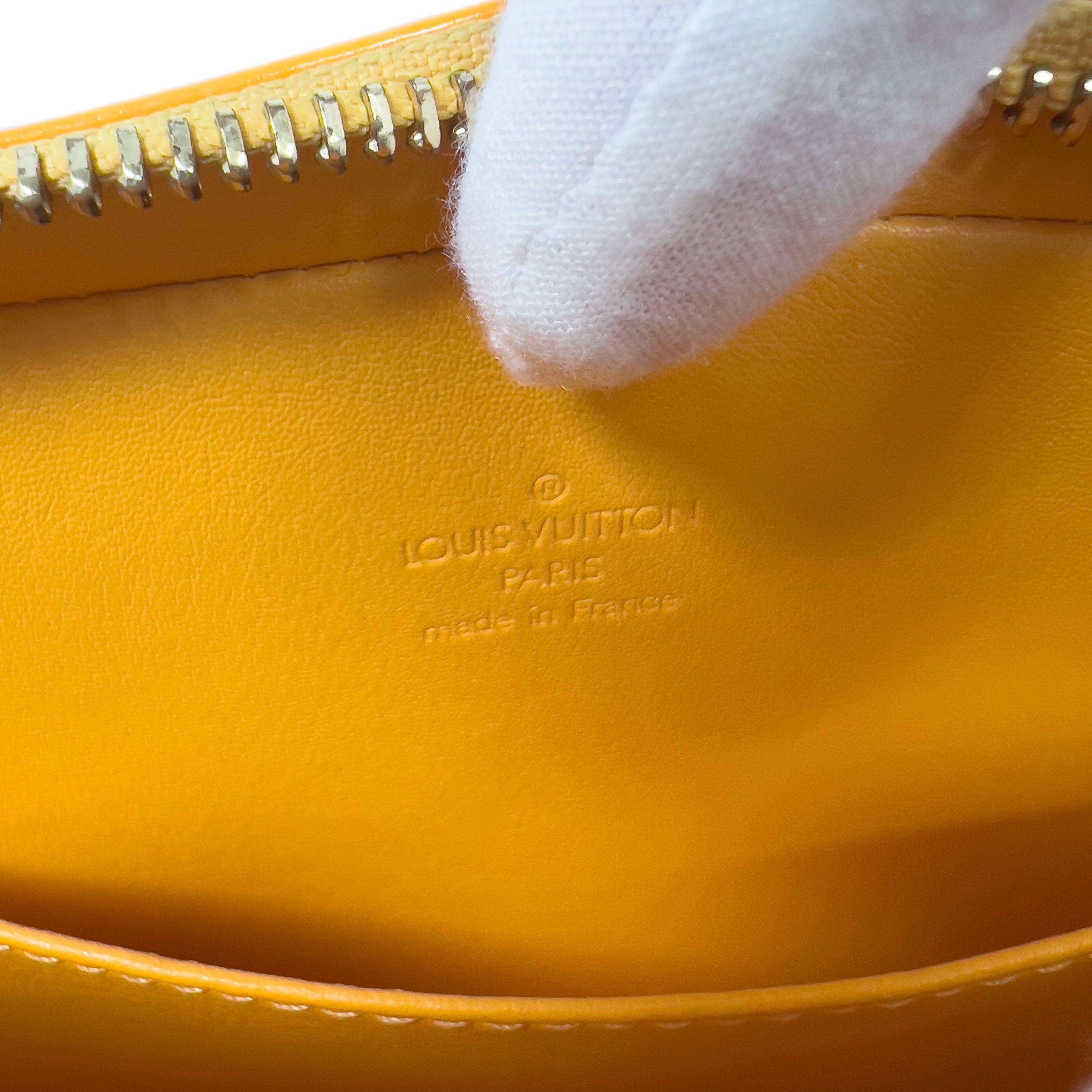 Vintage Louis Vuitton Monogram Christie Juliette Pochette Monogram Vernis Yellow M91108