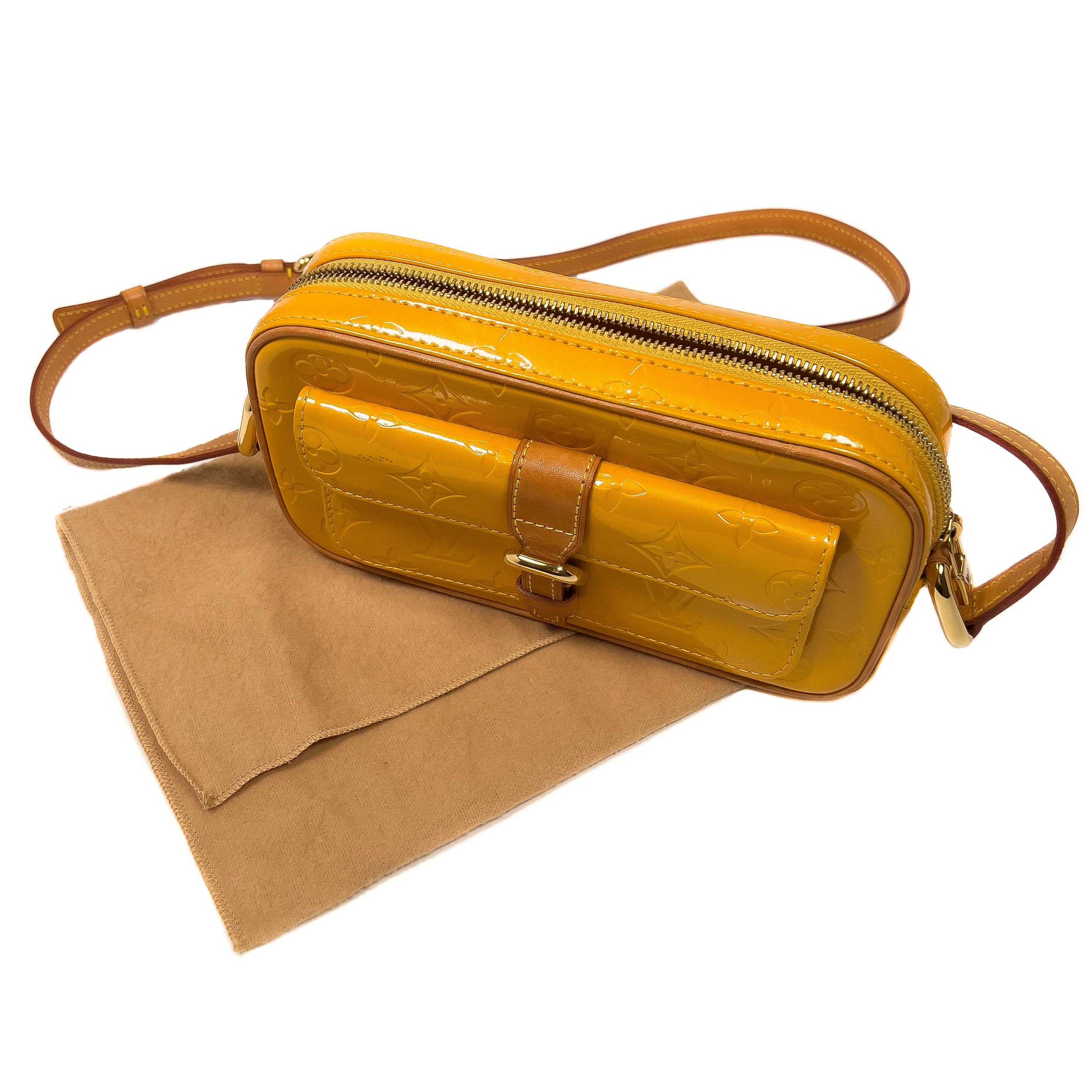 Vintage Louis Vuitton Monogram Christie Juliette Pochette Monogram Vernis Yellow M91108