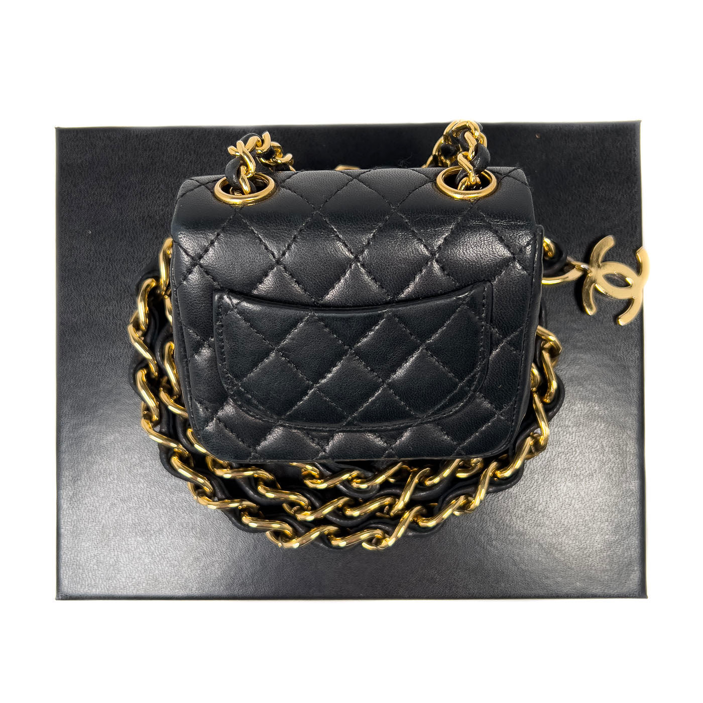 Vintage Chanel Classic Micro Charm Flap Bag met CC-kettingriem