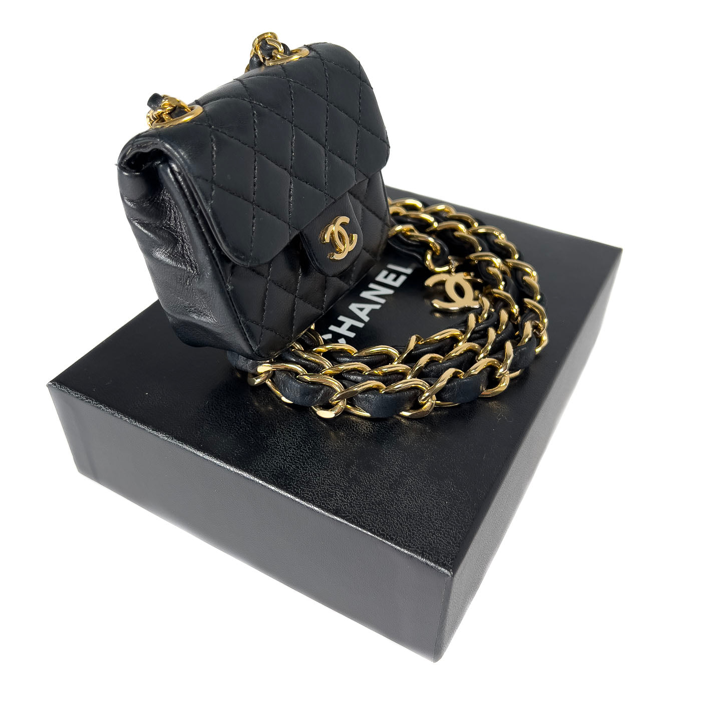 Vintage Chanel Classic Micro Charm Flap Bag met CC-kettingriem