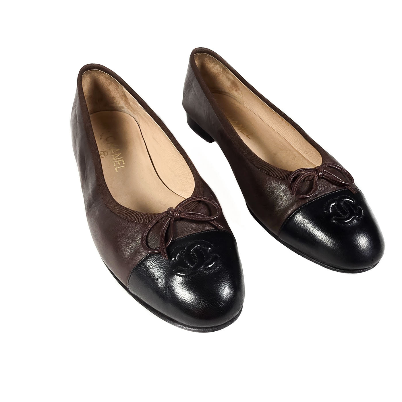 Vintage Chanel Brown Ballerina with Black CC Cap Toe 40,5