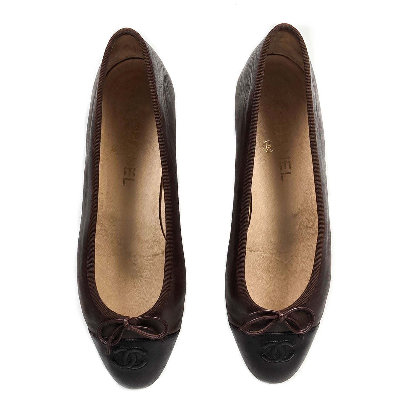 Vintage Chanel Brown Ballerina with Black CC Cap Toe 40,5