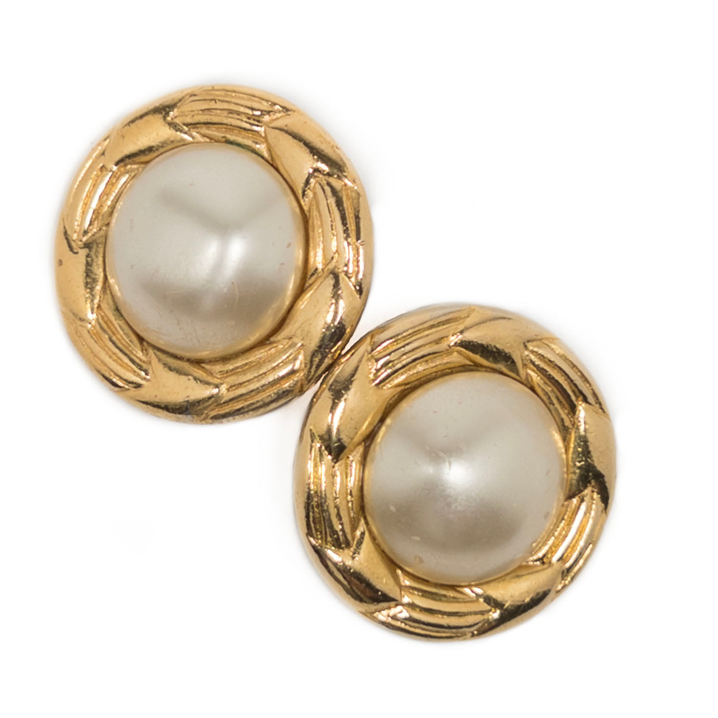 Chanel Pearl Clip Earrings Vintage