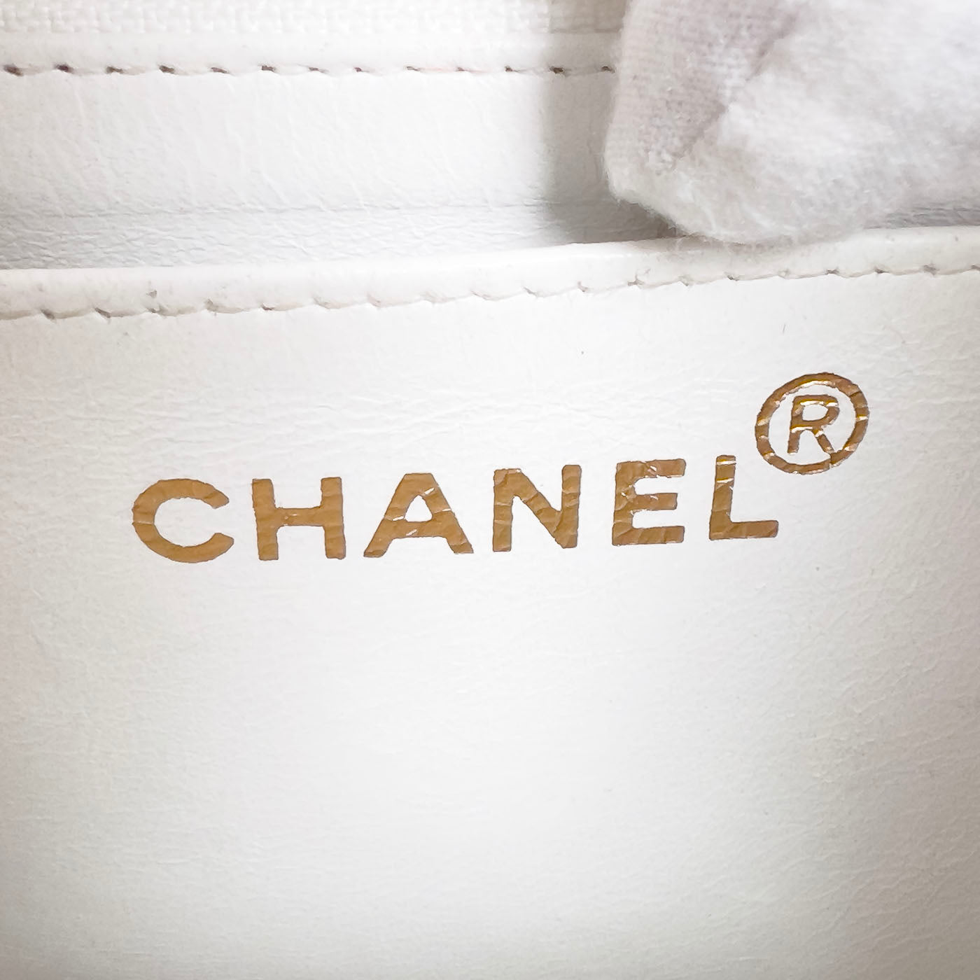 Chanel Vintage White Lambskin Leather Strap Small Classic Flap Bag 24k GHW