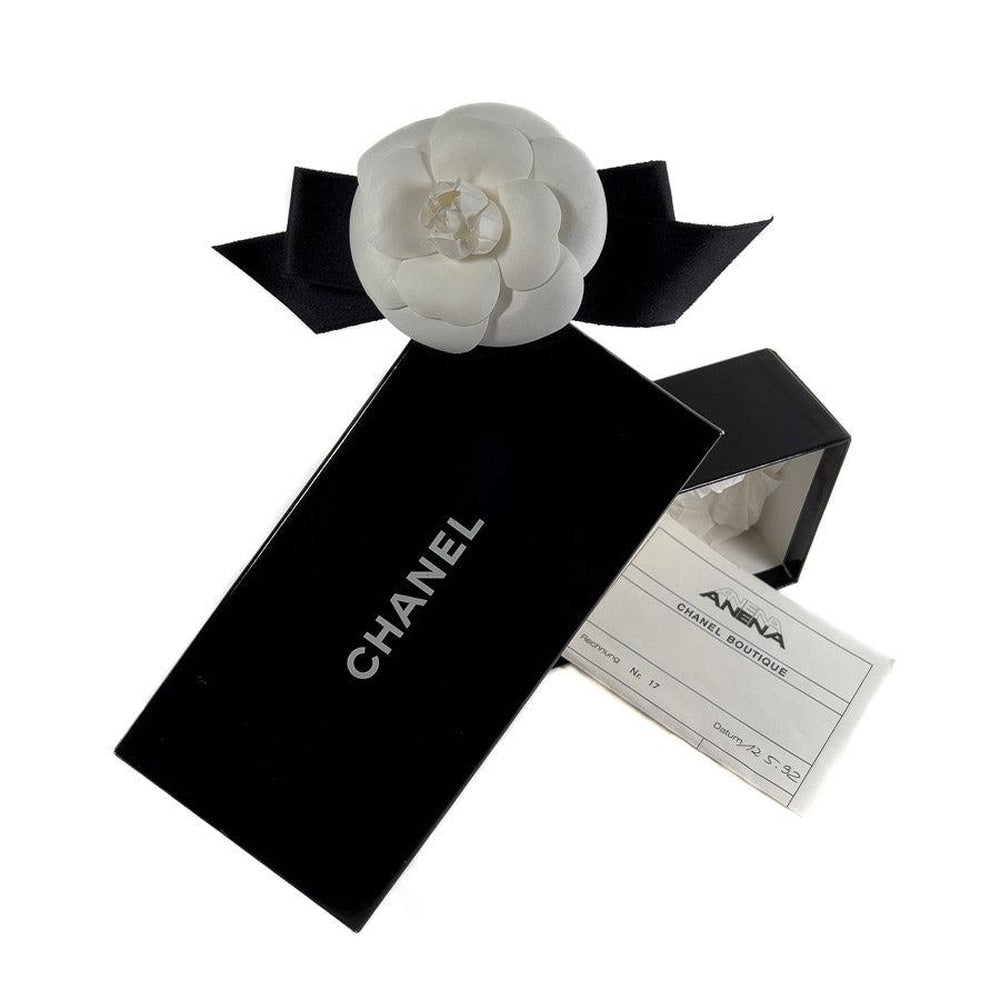Vintage Chanel Brooch White Camelia on Black Ribbon – EYECATCHERSLUXE